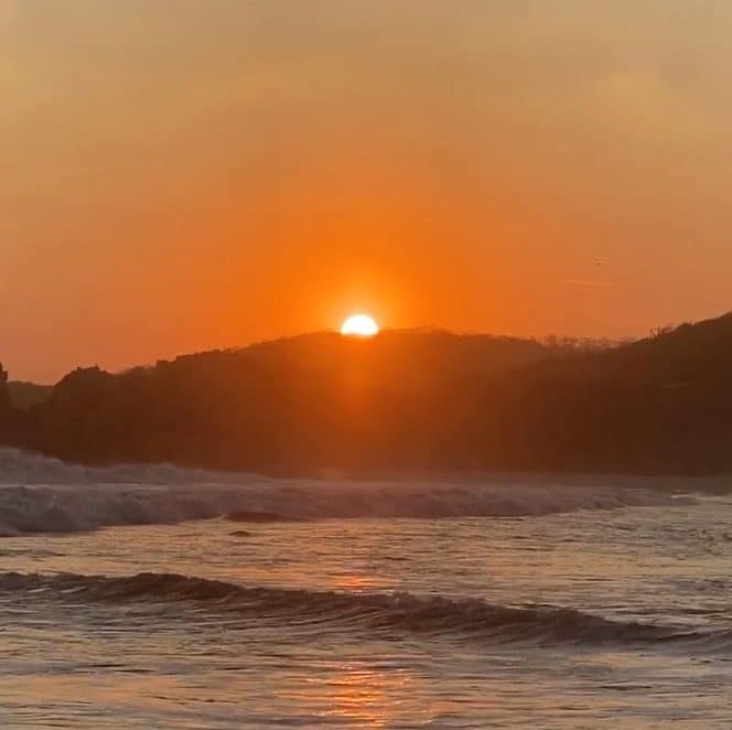 Sunset Playa Mojon